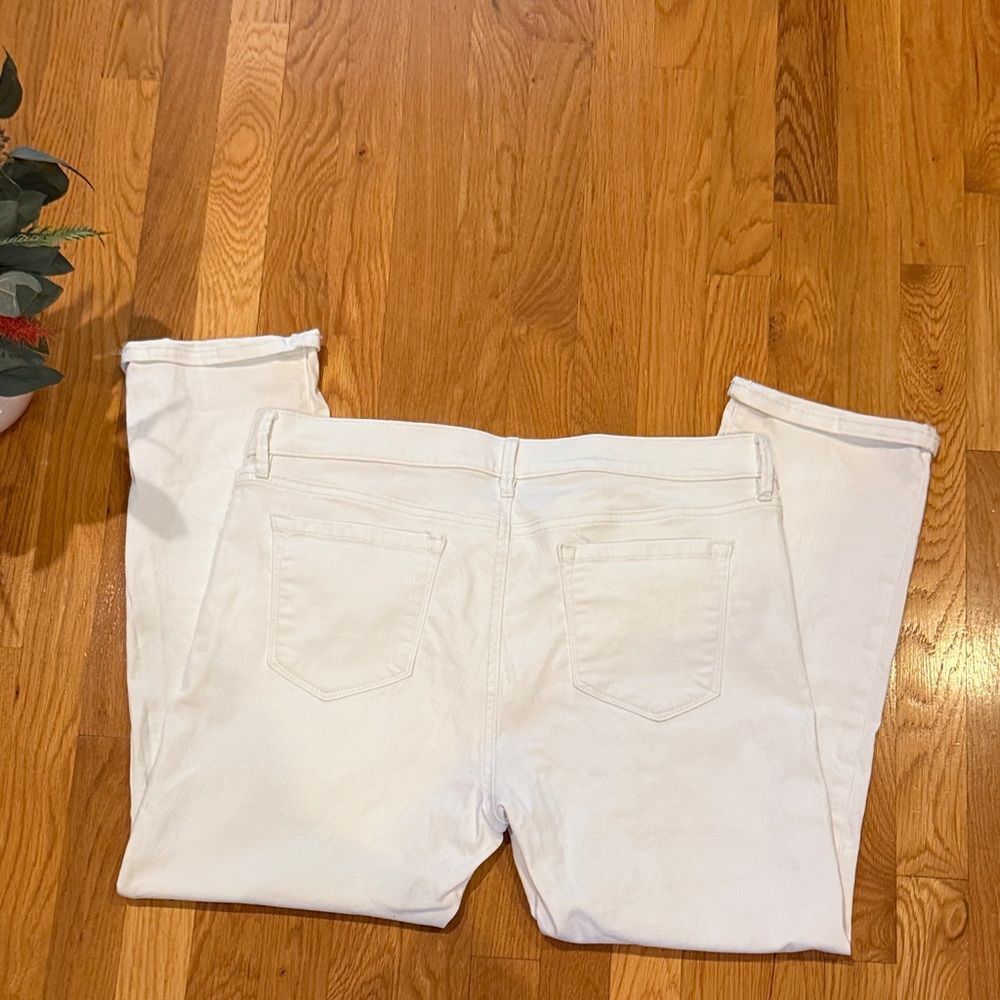 LOFT White Ankle Cropped Jeans - 32/14 - Great Condition